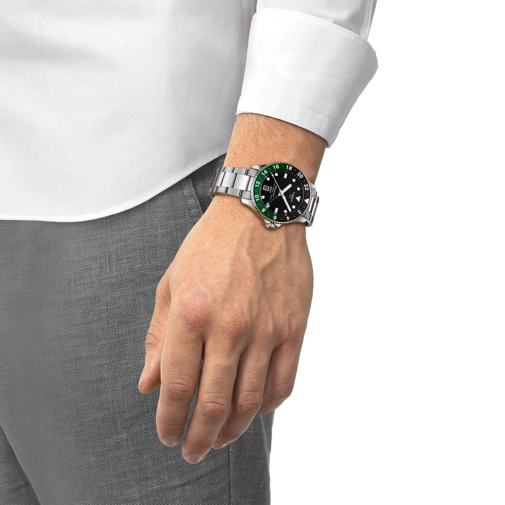 Black Dial 40mm Swiss Quartz GMT Men's Watch D35977